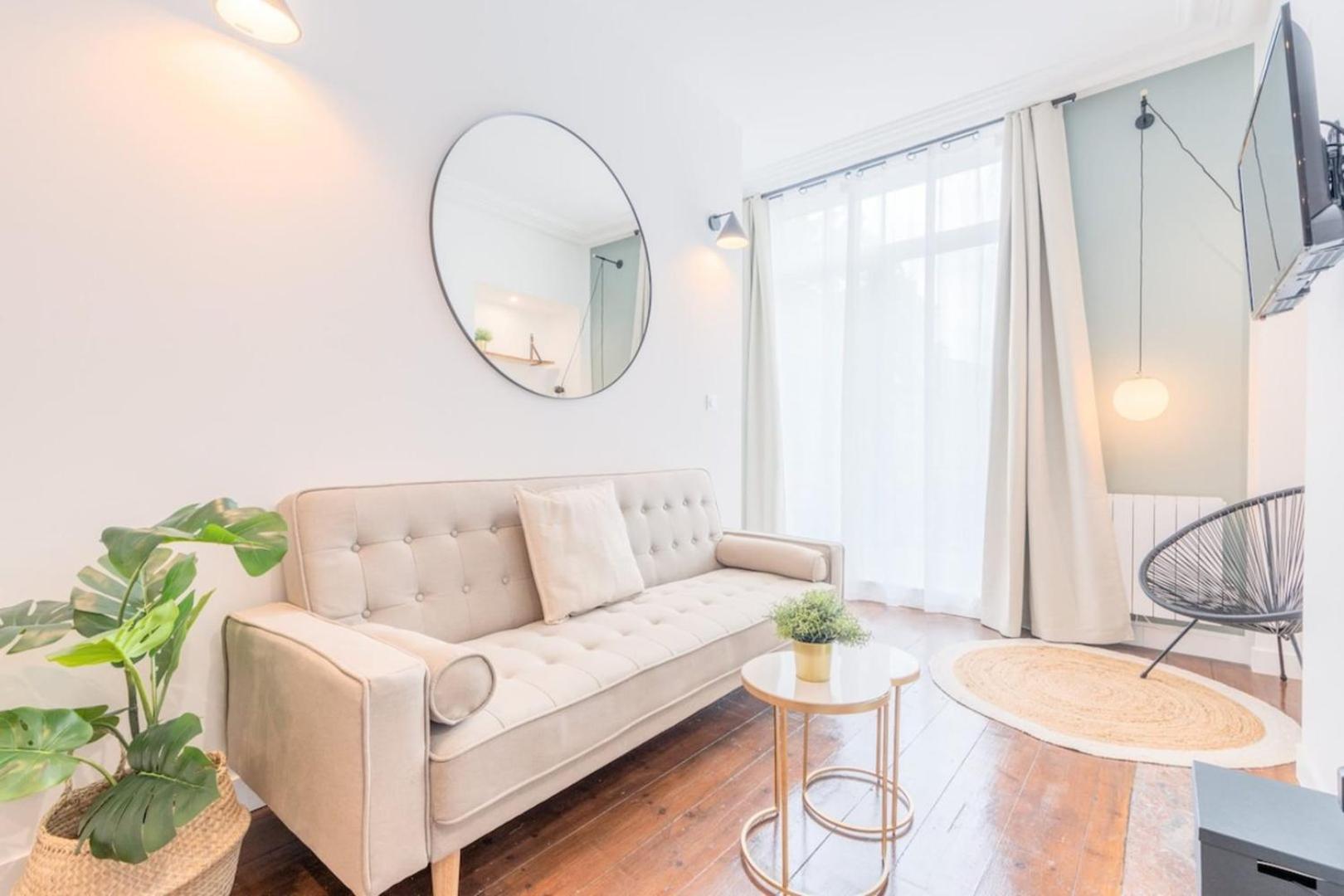 ליל Renovated Apartment 3Bed 2Bath מראה חיצוני תמונה