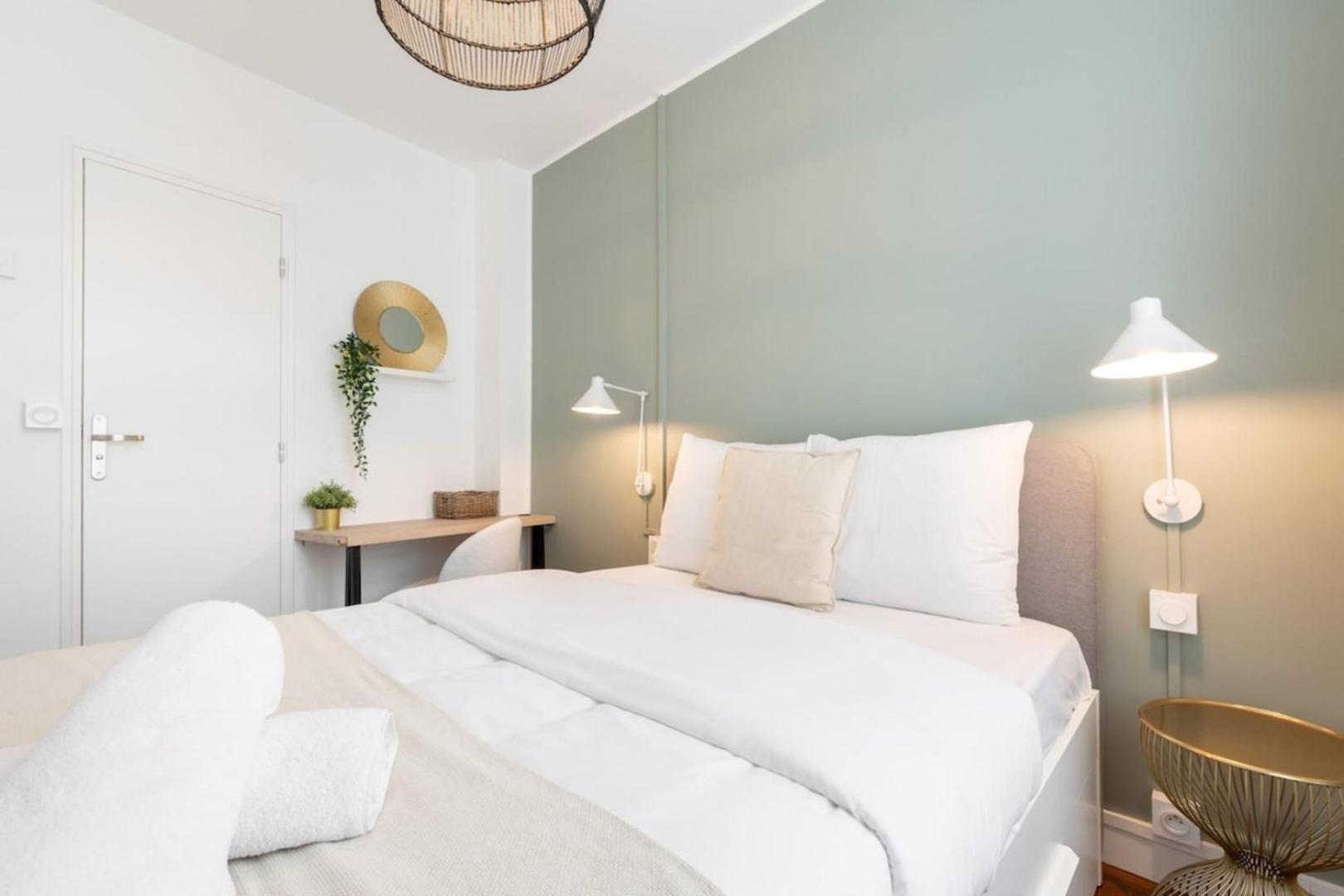ליל Renovated Apartment 3Bed 2Bath מראה חיצוני תמונה