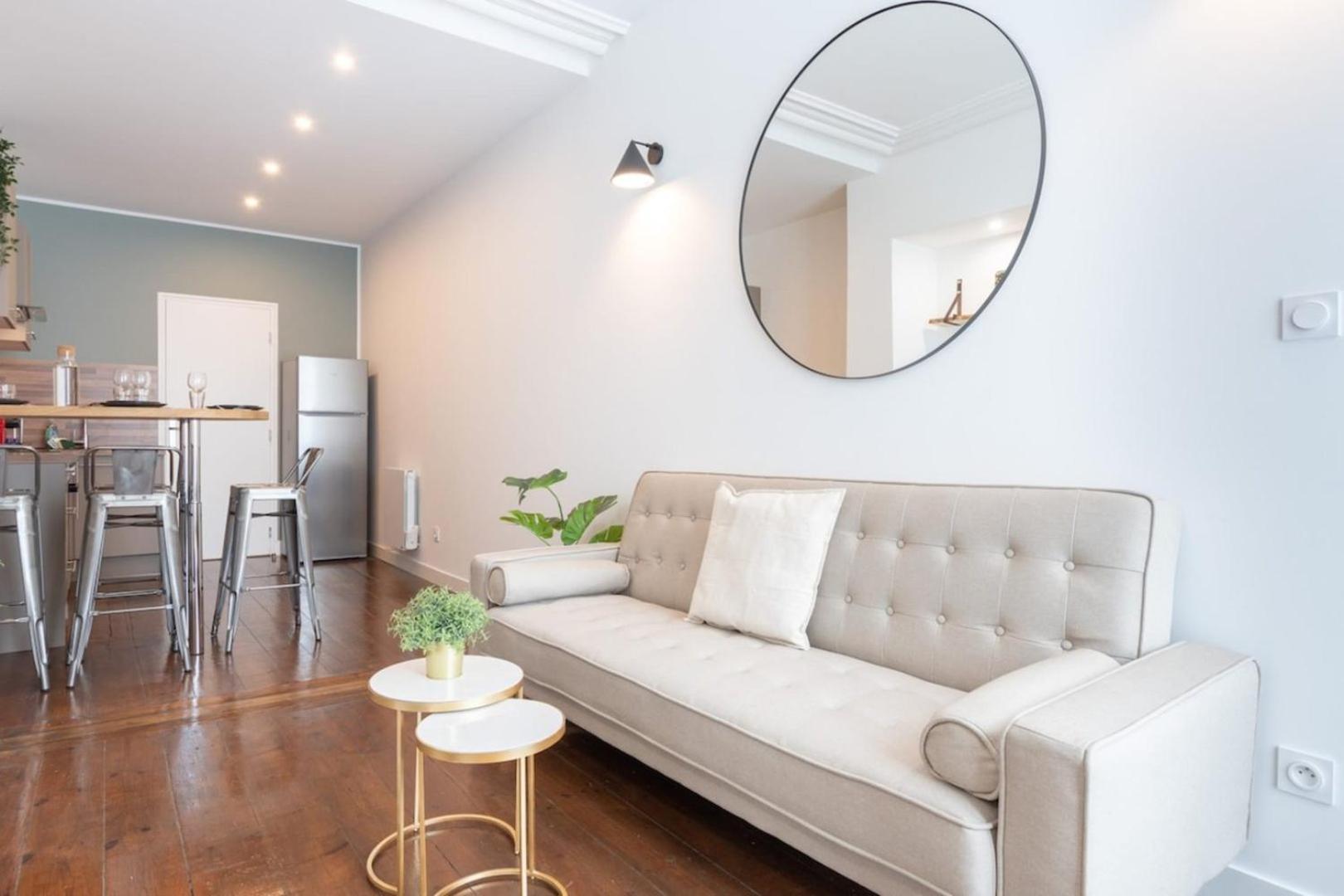 ליל Renovated Apartment 3Bed 2Bath מראה חיצוני תמונה